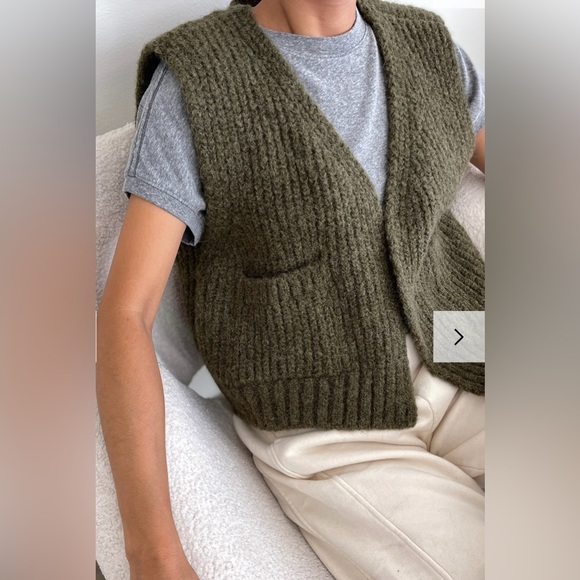 HOST PICK ⭐️ Le Bon Shoppe Womens Alpaca Grandpa Vest, olive - Picture 5 of 6